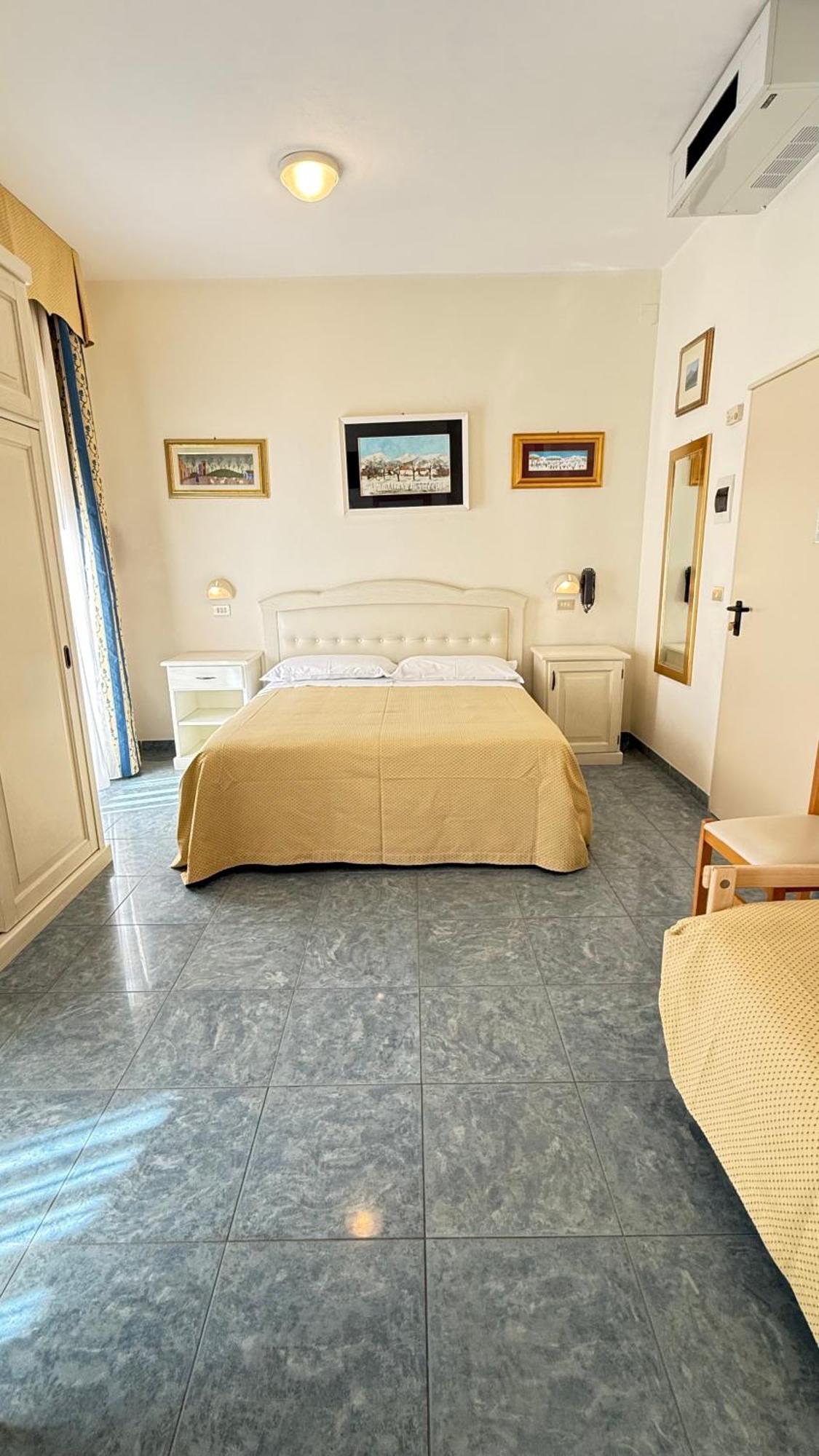 Hotel Ariella Milano Marittima Exteriér fotografie